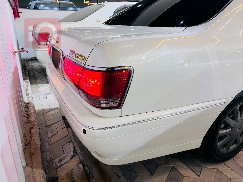 تويوتا كراون